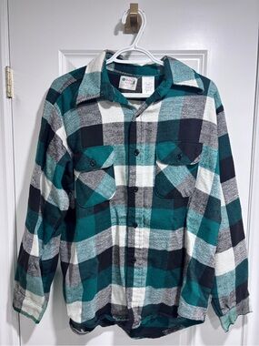 Vintage Green Plaid Button-Up